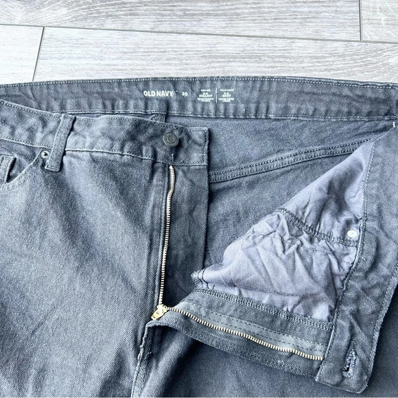 NWT Old Navy High-Waisted OG Straight Jeans in Black Wash - Picture 10 of 16